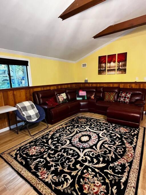 Relaxing Home - Near Pocono Attractions! Tobyhanna Bagian luar foto